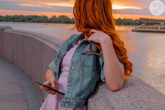 Para o cabelo ruivo, são necessários diferentes cuidados na rotina de beleza