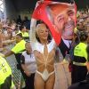 Pabllo Vittar viralizou ao levantar a toalha de Lula no Lollapalooza