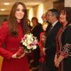 Kate Middleton, duquesa de Cambridge, encontra voluntários e beneficiários da organização Welsh Charitable Rugby Trust, da qual o príncipe William é patrocinador