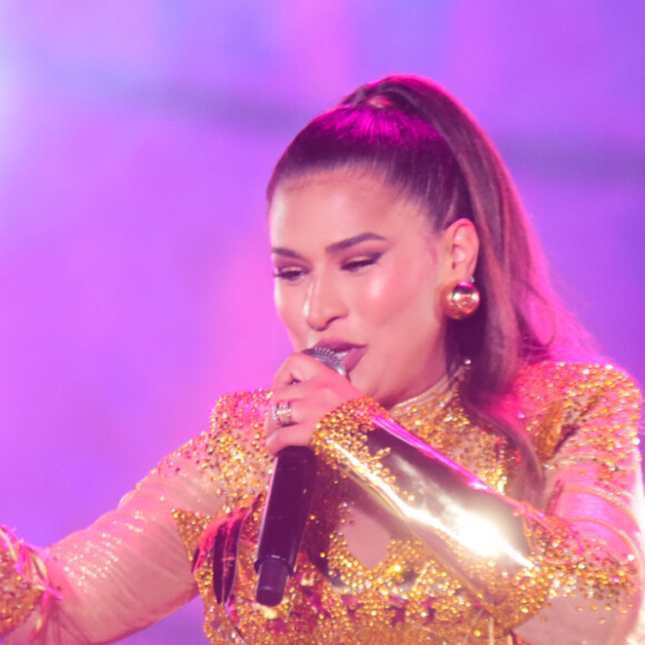 Carreira solo de Simone Mendes tem sido aguardada com muita expectativa pelos fãs