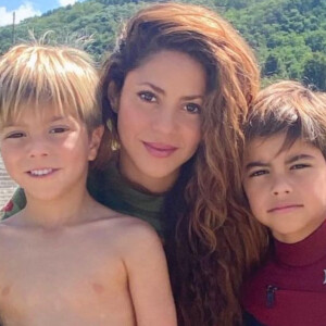 Shakira tenta proteger os filhos após fim do casamento com Gerard Piqué