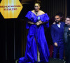 Grávida, Claudia Raia esteve no Prêmio Bibi Ferreira e discursou em vitória de musical