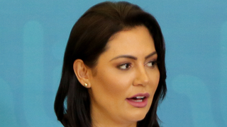 Michelle Bolsonaro tem relação conturbada com dois enteados. Saiba detalhes