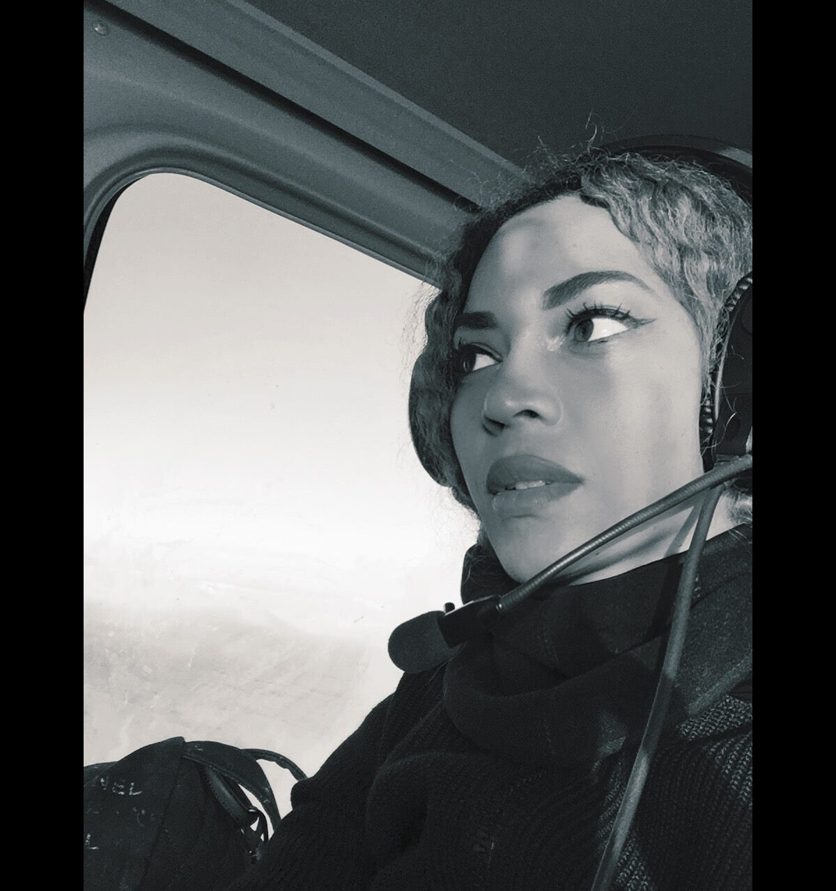 Foto: Beyoncé posa elegante em passeio de helicóptero - Purepeople