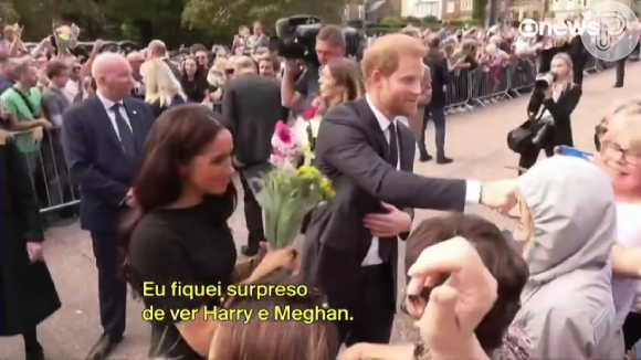 Após morte da Rainha Elizabeth II, britânicos recebem Harry e Meghan Markle com carinho