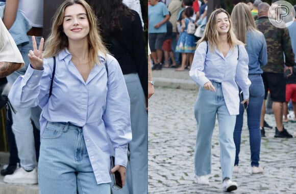 Giovanna Lancellotti: jeans e blusa de botão no mesmo tom com tênis compôs o look comfy