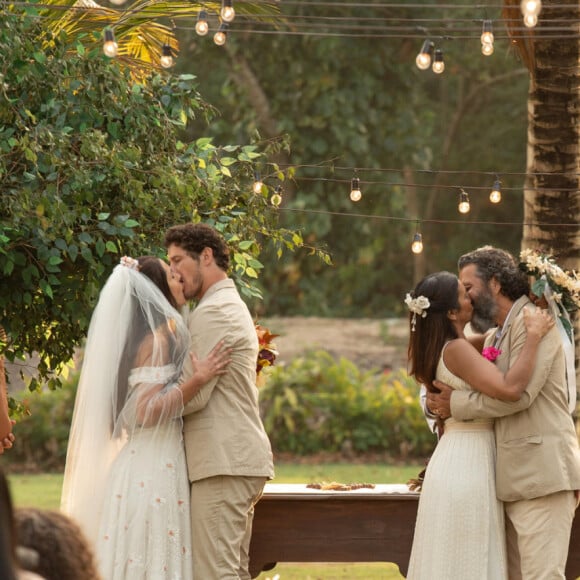 Final da novela 'Pantanal' terá casamento de Filó (Dira Paes)/José Leôncio (Marcos Palmeira); José Lucas (Irandhir Santos)/Irma (Camila Morgado); e Tadeu (José Loreto)/Zefa (Paula Barbosa)