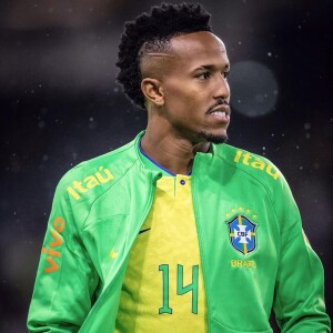 Éder Militão também teria dito que o relacionamento do casal não deu certo pelo fato deles não se conhecerem muito bem