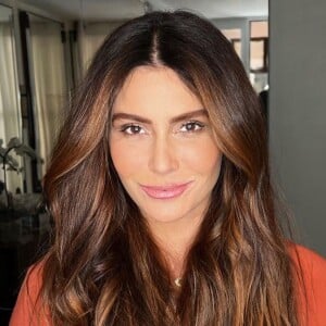 Giovanna Antonelli é elogiada por corpo em forma em 46 anos