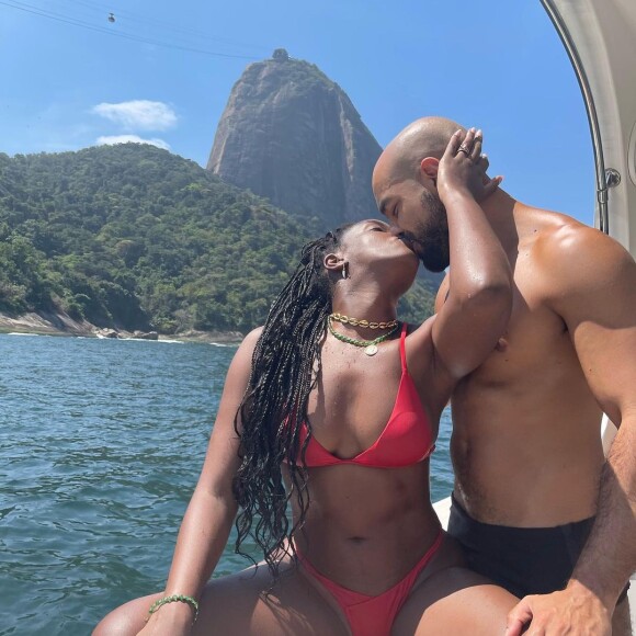 Iza e Sérgio Santos se relacionaram por 5 anos