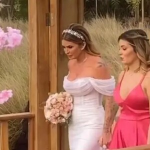 Casamento de Viviane contou com uma cerimônia intimista