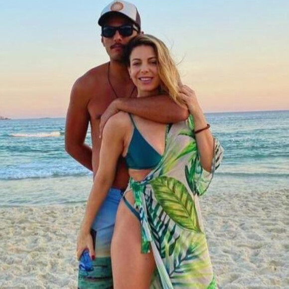 Sheila Mello anunciou fim do namoro com o tenista Feijão