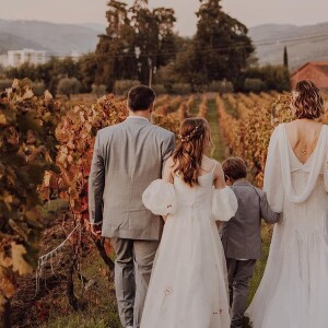 A família de Fernanda Rodrigues e Raoni Carneiro participou do ensaio de casamento