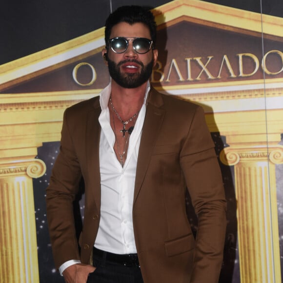 Gusttavo Lima deu blazer de R$ 15 mil para fã 