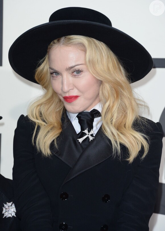Madonna desiste de passar o Réveillon no Rio e viaja com a família para Suíça