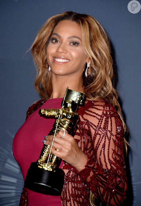 Beyoncé se tornou a artista mais bem paga no mundo da música em 2014