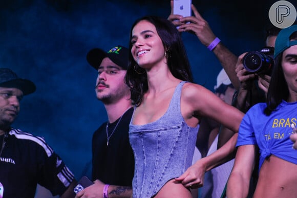 Bruna Marquezine curtiu show de Anitta em São Paulo