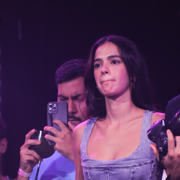 Bruna Marquezine se divertiu em show de Anitta em São Paulo
