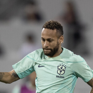 Neymar: de acordo com uma fonte do Purepeople, Jéssica Turini foi vista no treino da Seleção no último domingo (04)