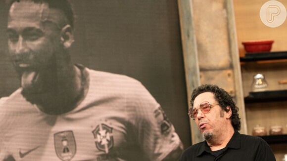 Walter Casagrande rebateu as críticas dos ex-jogadores e expôs Tiago Leifert