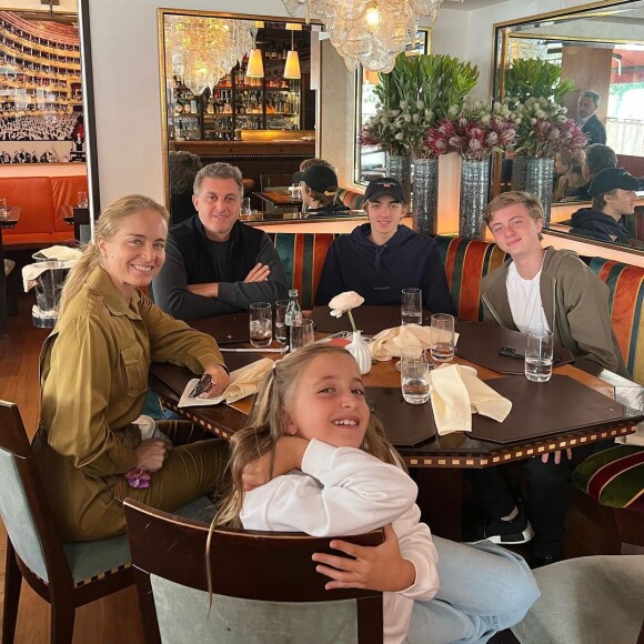 Angélica e Luciano Huck são pais de Joaquim, de 18 anos, Benício, de 15, e Eva, de 10