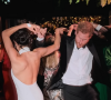 Harry e Meghan Markle se divertem em primeira dança