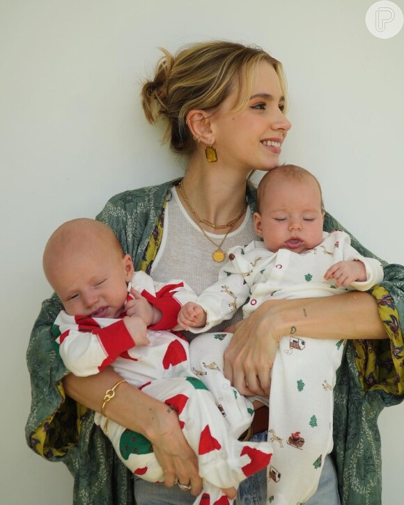 Filhos gêmeos de Isabella Scherer e do modelo Rodrigo Calazans, Mel e Bento nasceram em 29 de agosto de 2022