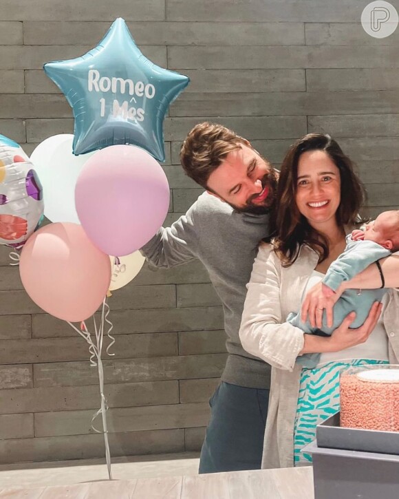 Filho de Fernanda Vasconcellos e Cássio Reis, Romeu nasceu em 28 de junho; é o segundo filho do ator, pai ainda de Noah, da relação com Danielle Winits