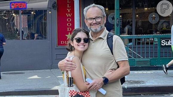 Filha de Ernesto Paglia e Sandra Annenberg, Elisa emocionou a mãe com texto para o pai, desligado da Globo depois de 43 anos: 'Maior inspiração'