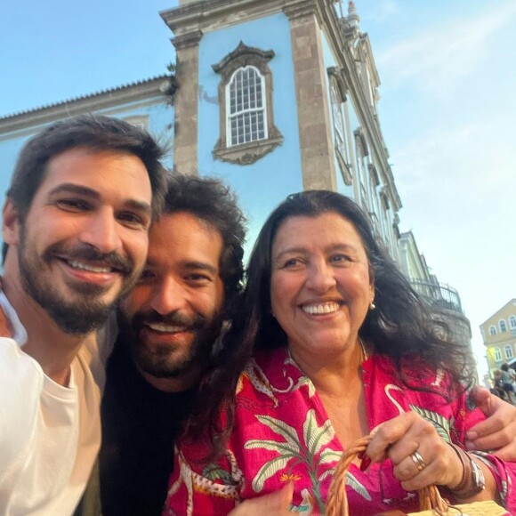 Web começou a resgatar várias fotos de Humberto Carrão e Thales Junqueira