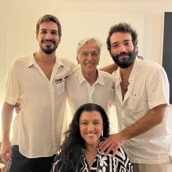 Thales Junqueira levantou suspeitas sobre namoro com Humberto Carrão após legenda em foto