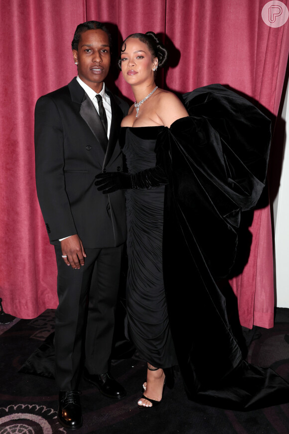 Globo de Ouro 2023: Rihanna e A$AP Rocky usaram looks com preto como protagonista