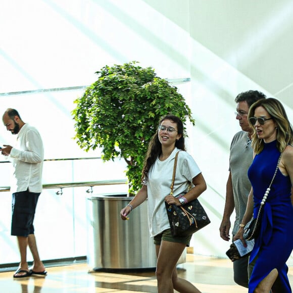 Isabella, filha de Ana Furtado e Boninho, tem 15 anos