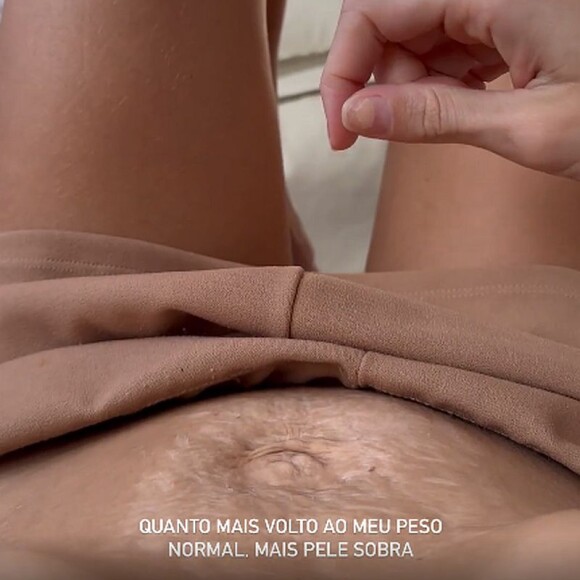 Isabella Scherer mostrou a barriga com marcas e flacidez, 4 meses após o parto