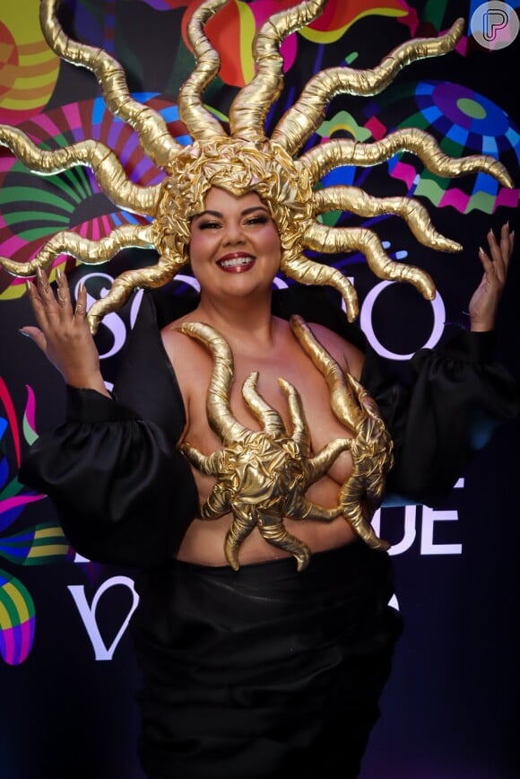 Baile da Vogue 2023: Fabiana Karla escolheu como look icônico "Deusa Sol". "Uma Homenagem ao pôr do Sol, visto no Vale do Catimbau, no meu sertão Pernambucano", escreveu ela.