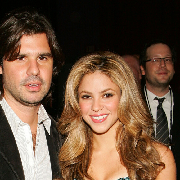 Antes de Piqué, Shakira namorou por 10 anos com o advogado Antonio de la Rúa