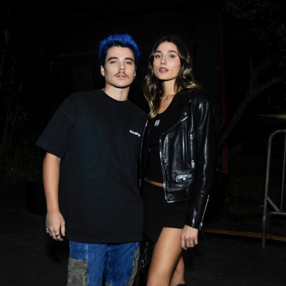 Marido de Sasha Meneghel, João Figueiredo surgiu de cabelo azul na festa de João Guilherme, filho caçula de Leonardo