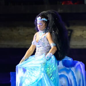 Juliana Alves representou Iemanjá no carnaval 2023 da Unidos da Tijuca