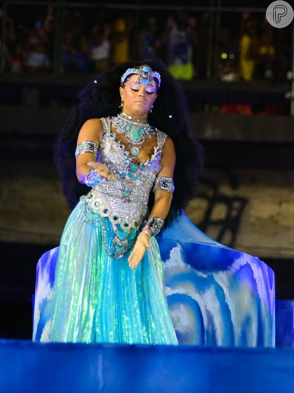 Juliana Alves arrebatou o público como Iemanjá no desfile do carnaval 2023
