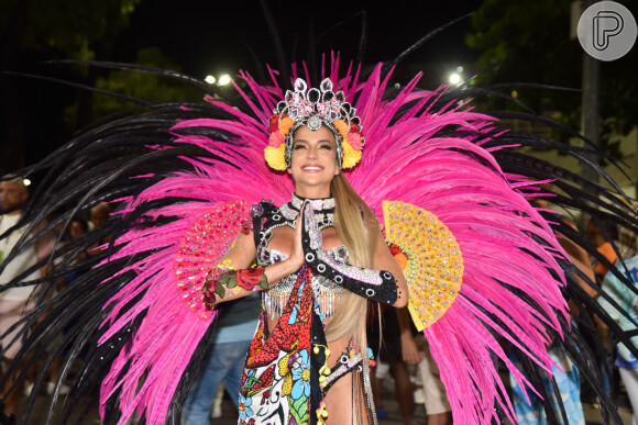 Carnaval 2023: Gabi Martins referencia o Dia dos Mortos do México em fantasia