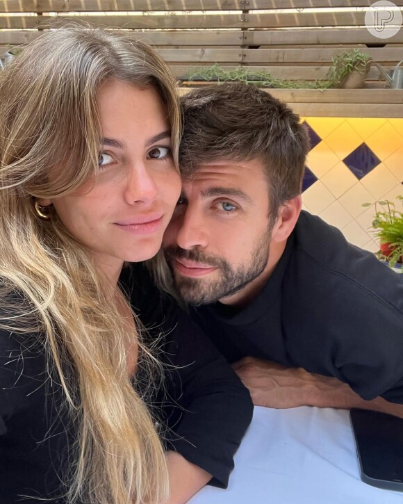 Piqué assumiu o relacionamento com Clara Chía após separação de Shakira