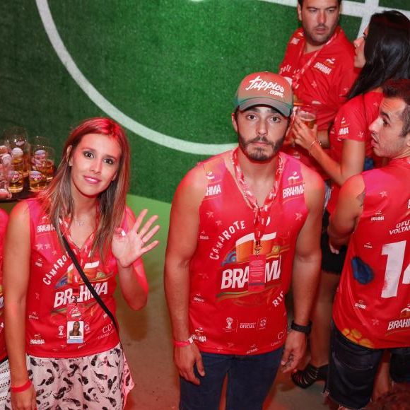 Cris Dias e Thiago Rodrigues foram clicados durante discussão em 2014 durante o carnaval do Rio de Janeiro