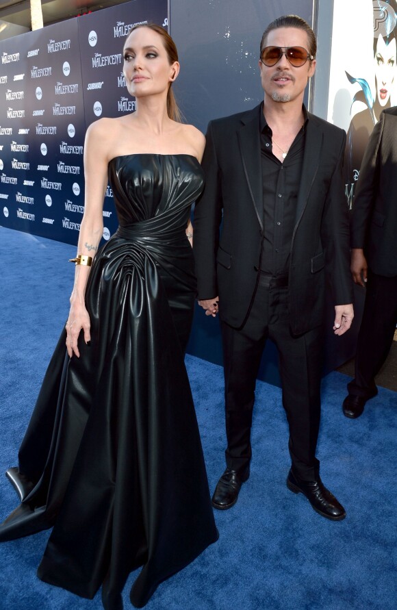 O marido de Angelina, Brad Pitt não a acompanhou no encontro
