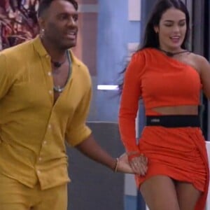 BBB 23: Fred Nicácio e Larissa vencem votação da repescagem e retornam ao reality show