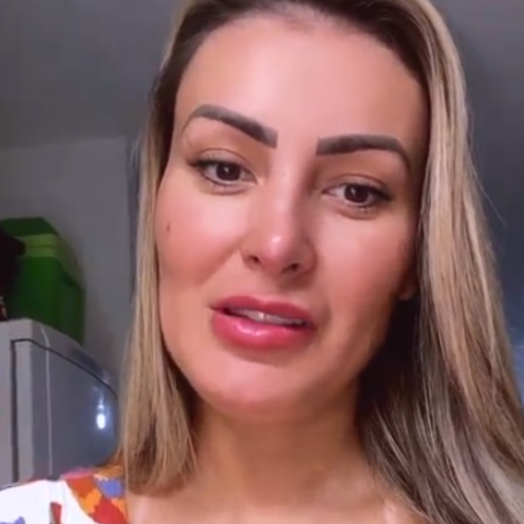 Marquinha em dia! Andressa Urach mostrou o resultado do bronzeamento