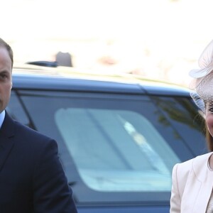 Kate Middleton e Príncipe William seguem optando por manter as aparências para cumprir os compromissos públicos