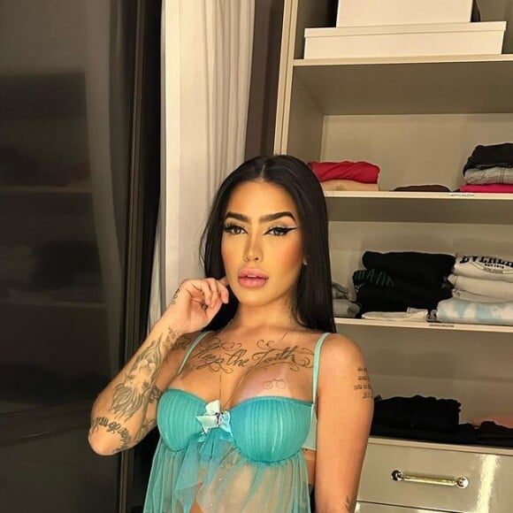 MC Mirella recebeu conselhos por beijo em Dynho Alves: 'Não se perca nas suas escolhas'