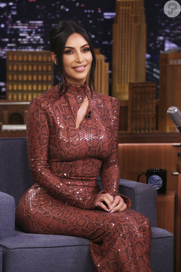 Essa não foi a primeira vez que Kim Kardashian foi acusada de excesso de edição em suas fotos