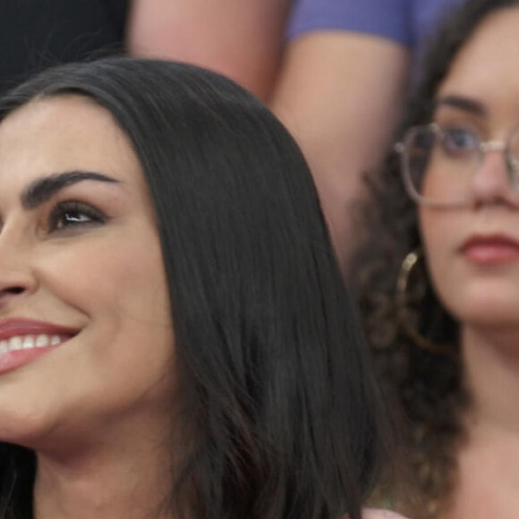 Cleo mandou recado para a ex-BBB Domitila no Twitter