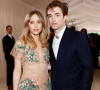 Namorada de Robert Pattinson foi comparada à atriz brasileira